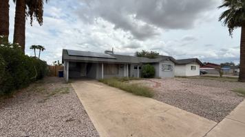 featured image of 140 E Riviera Dr