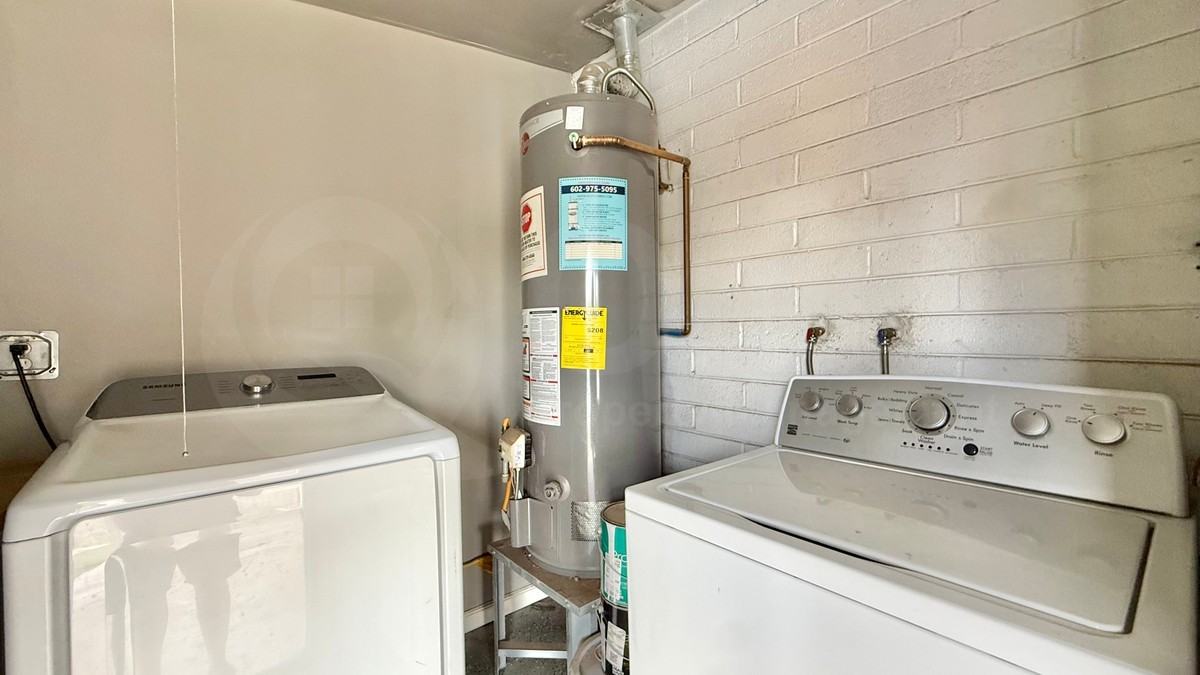 140 E Riviera Dr - Photo 6 of 22