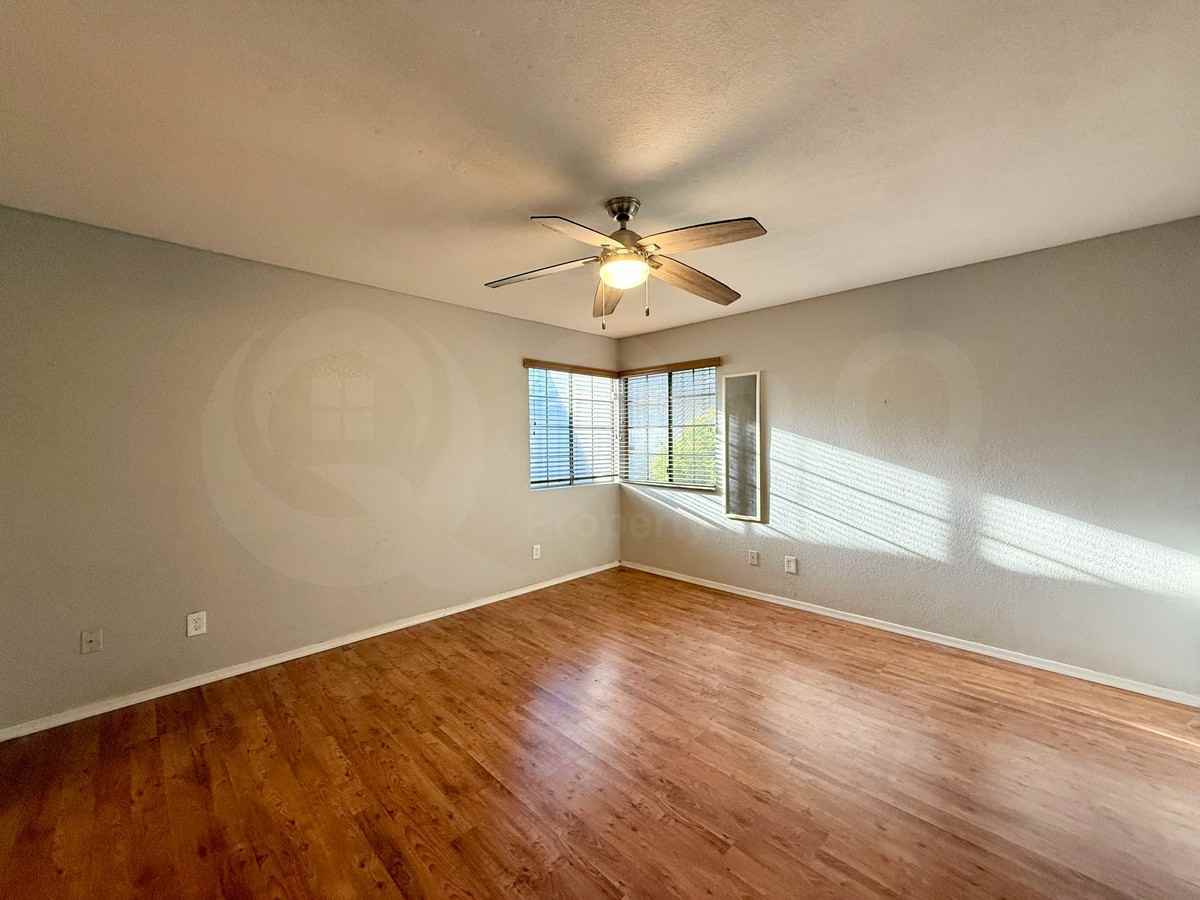 5213 W Boston Way N - Photo 7 of 15