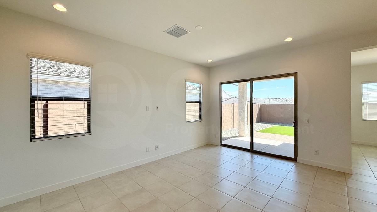 1943 E Caleb Rd - Photo 7 of 37