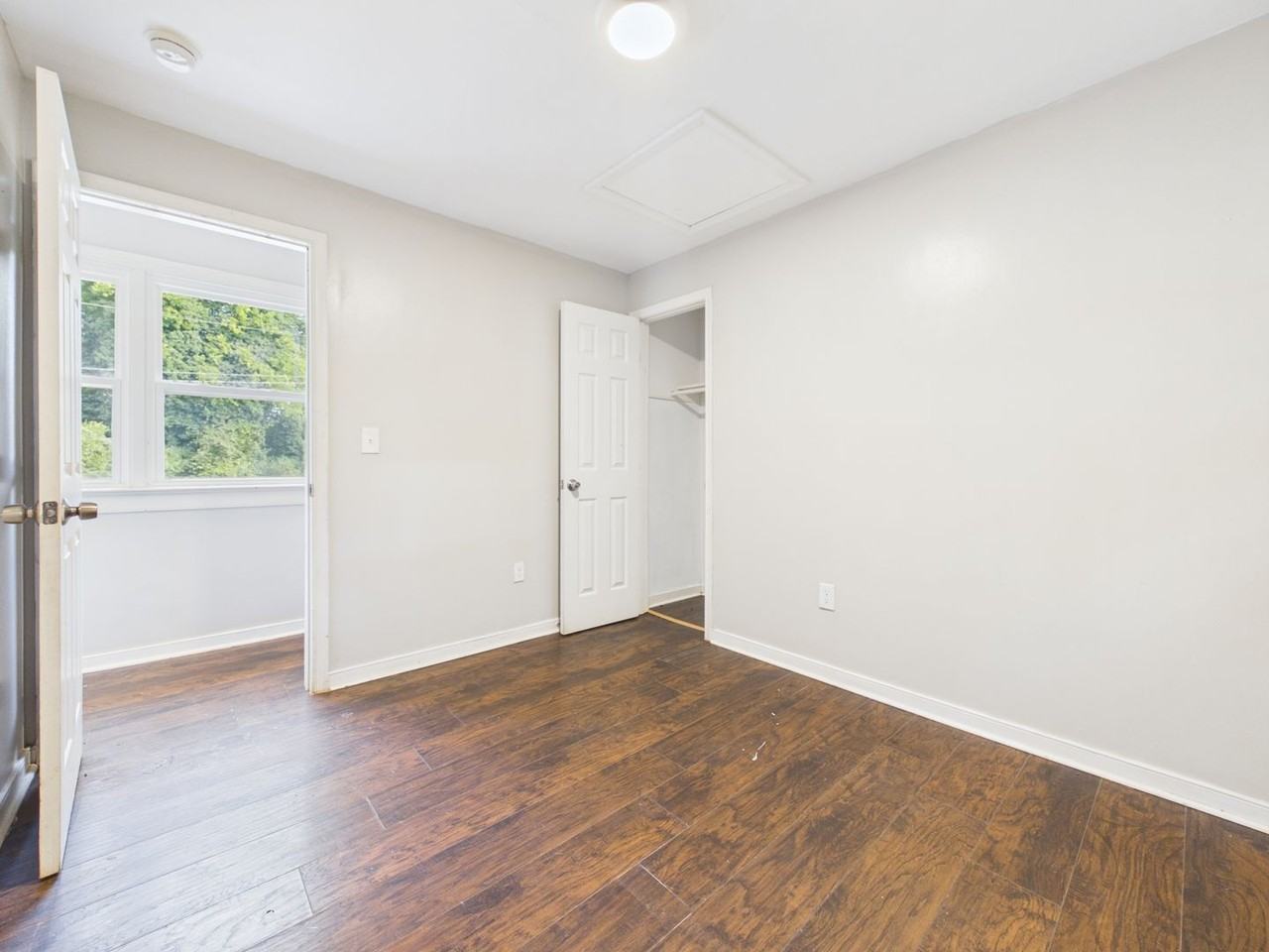 4220 Terminal Ave - Photo 7 of 15