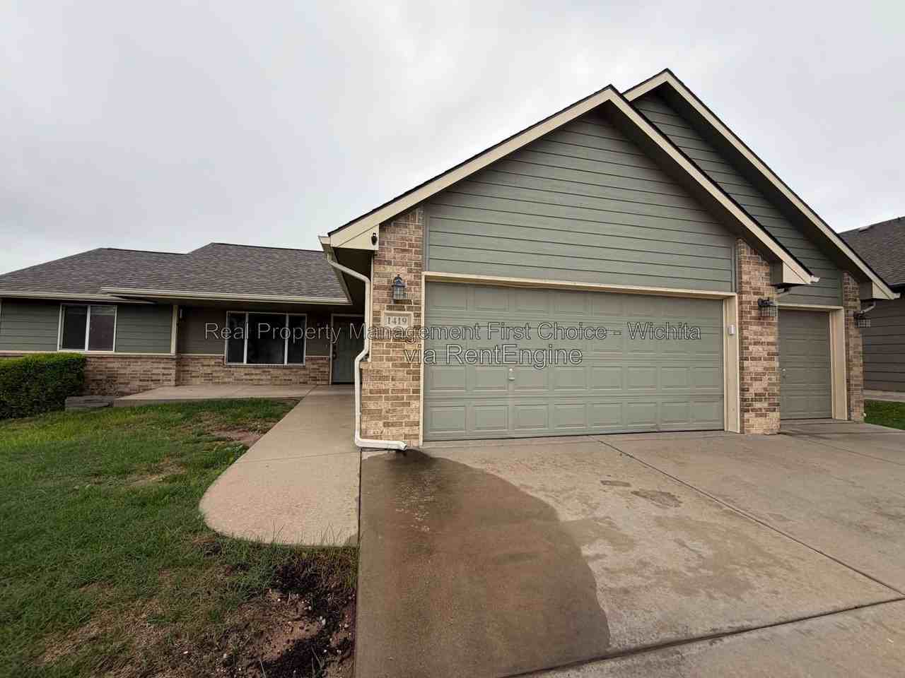 1419 E Alise St - Photo 2 of 50