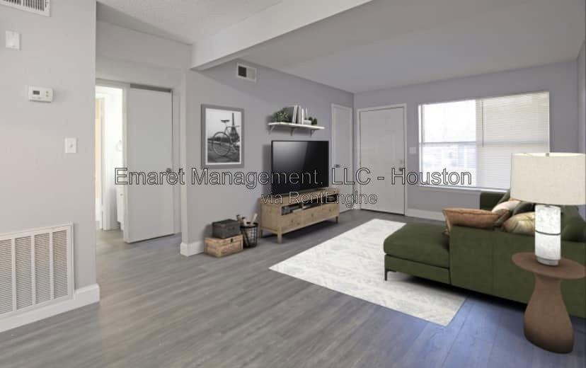 102 Oakdale Ct - Photo 3 of 18