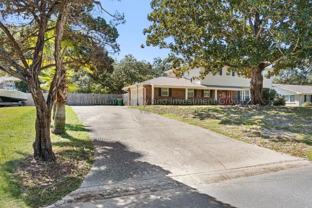 197 Country Club Rd - Photo 1 of 1