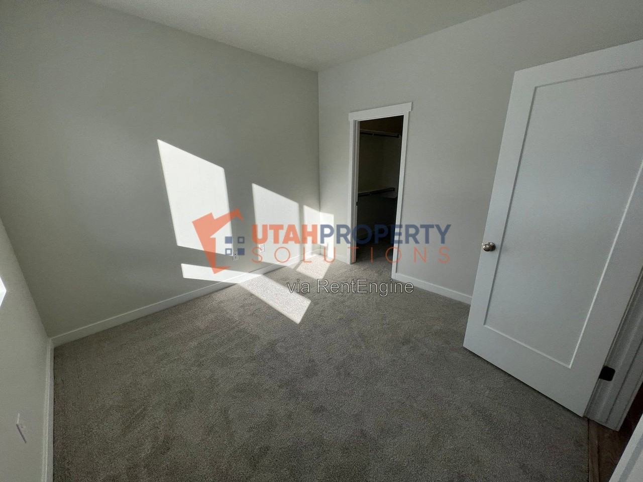975 W 420 S - Photo 7 of 31