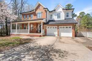 featured image of 101 Palmwood Ct
