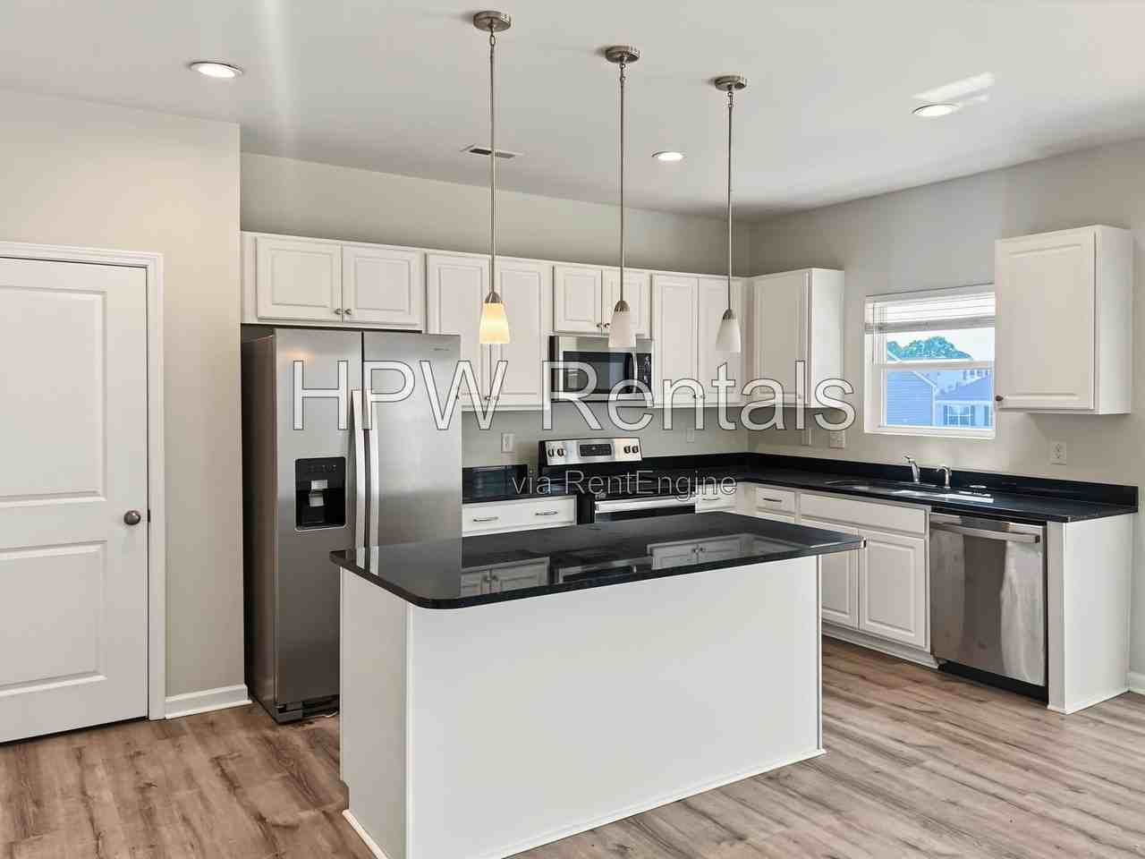 96 Saddle Oaks Ln - Photo 3 of 22