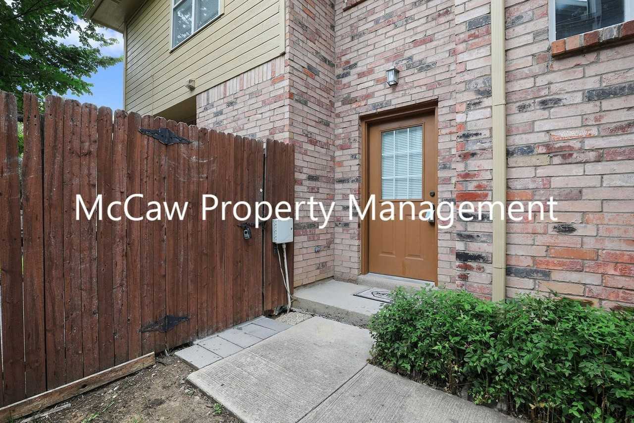 1511 Barbara Dr - Photo 2 of 21