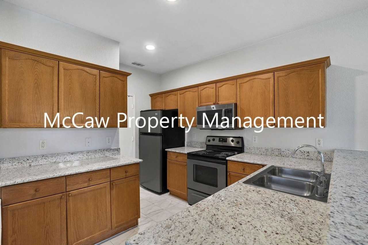 1511 Barbara Dr - Photo 7 of 21