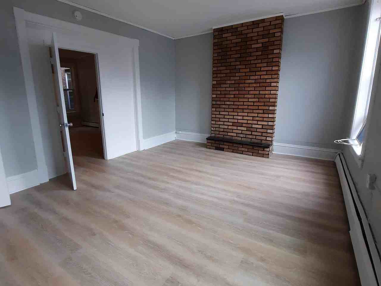 201 13th St #209-1 - Photo 5 of 12