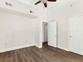 111 Pine St #2W - Photo 1 of 1