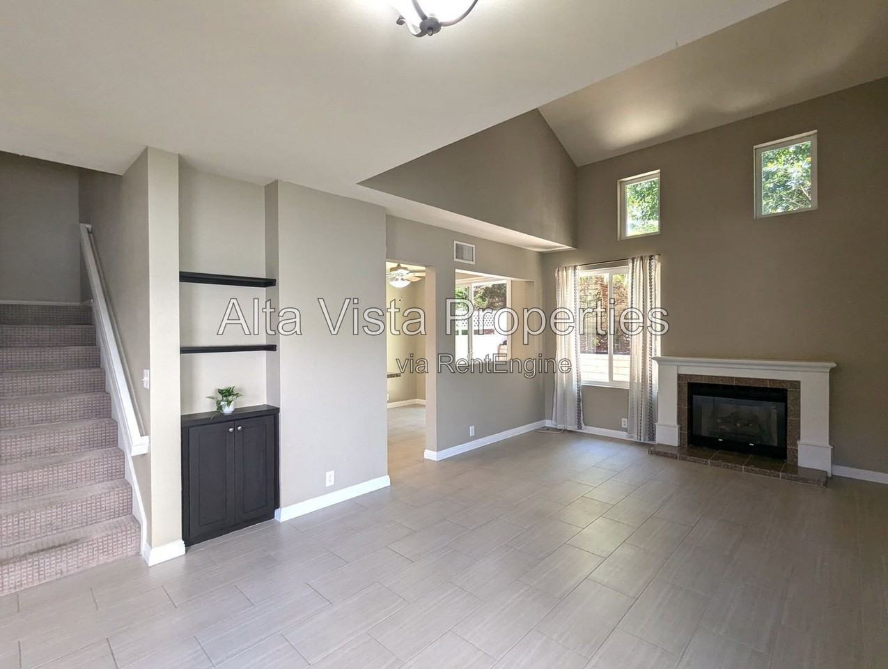 13440 Tiverton Rd - Photo 3 of 28