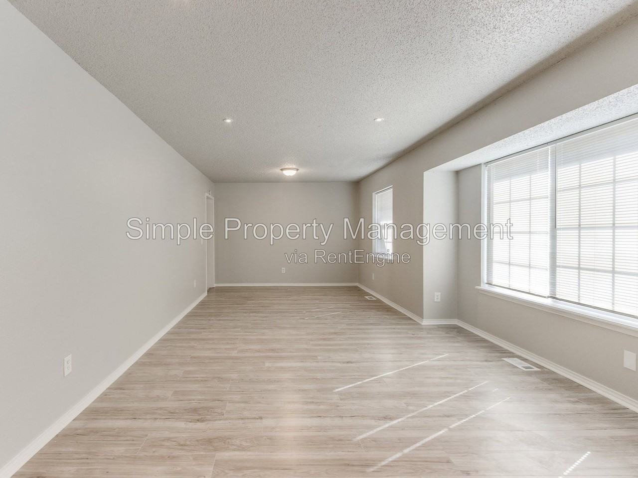 7316 Crown Point Rd - Photo 3 of 32