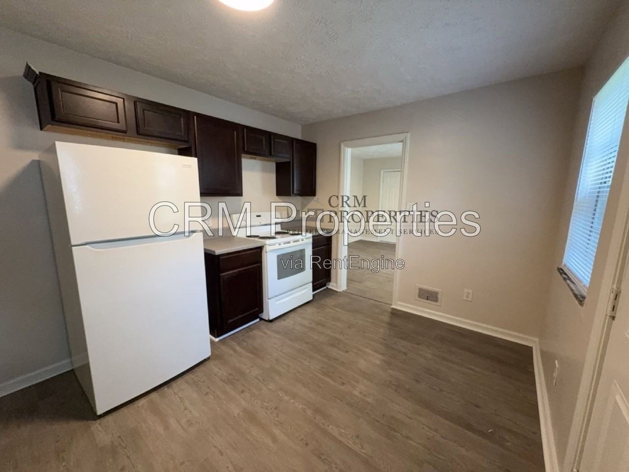 3648 Station St - Photo 6 of 15
