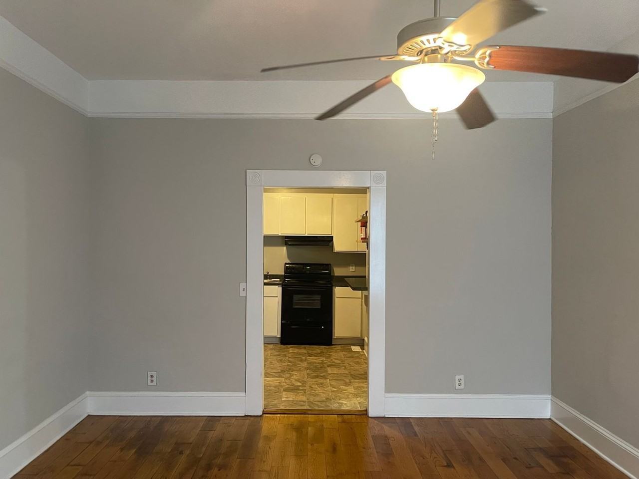 936 Magnolia St #2 - Photo 2 of 10