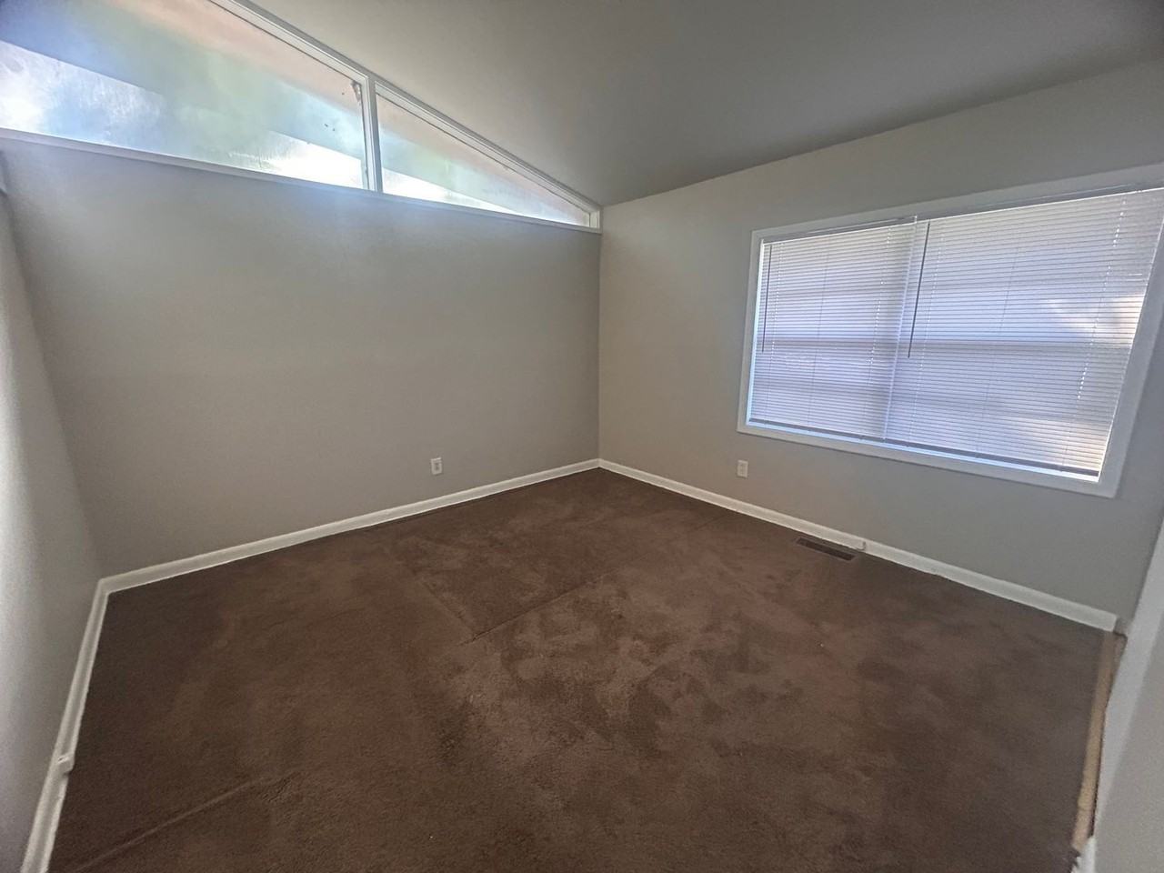 217 Ridgewood Ave #217 - Photo 4 of 20