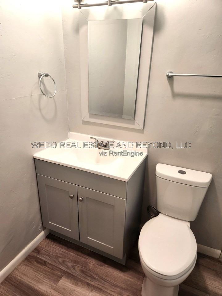 2517 E Willetta St - Photo 2 of 12