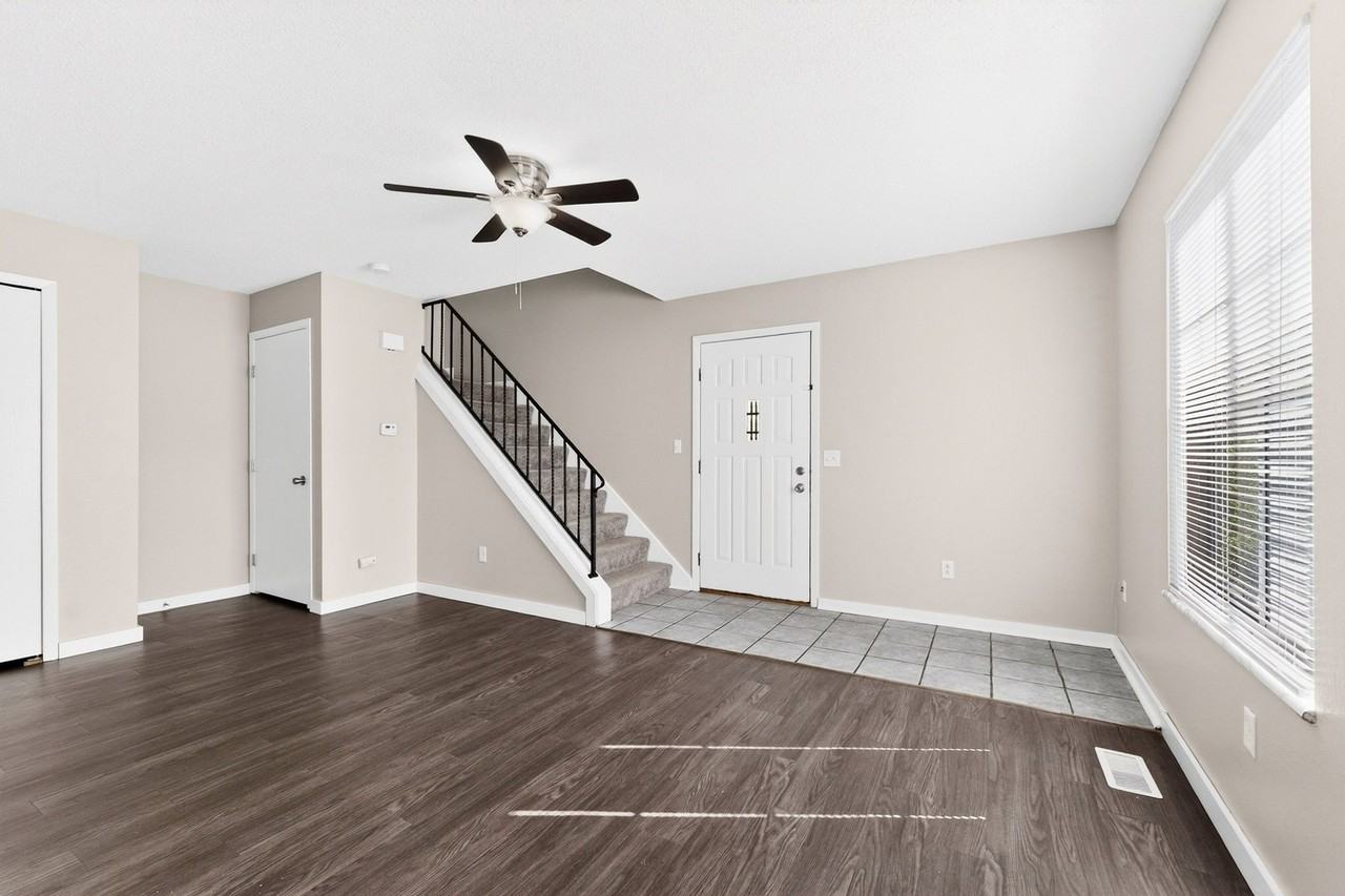5926 Walnut Cir Apt C10 - Photo 6 of 12