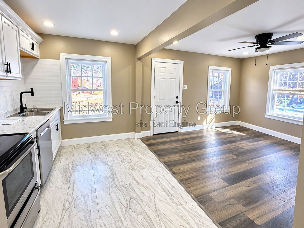 3405 Saint Mark Ln - Photo 2 of 7