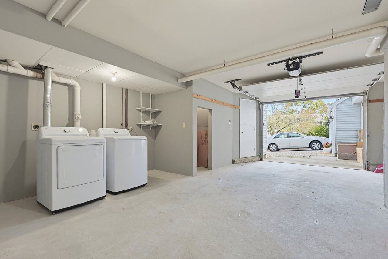 14 Fallon Ct - Photo 3 of 17