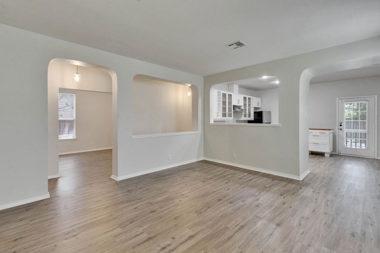 521 New Country Rd #T2 - Photo 7 of 50