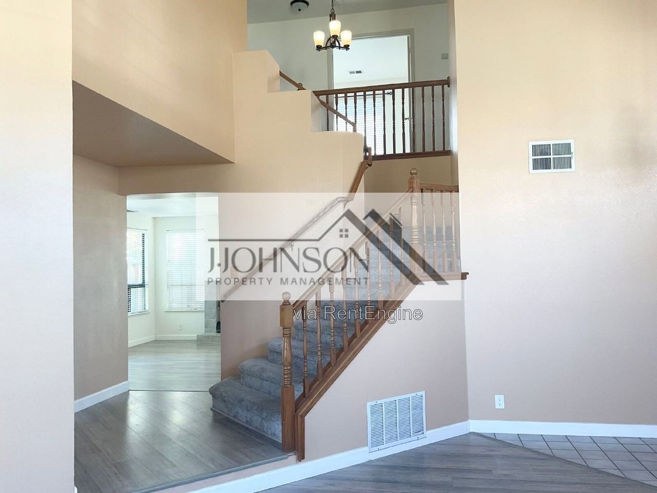 160 Edgewood Ct - Photo 2 of 17