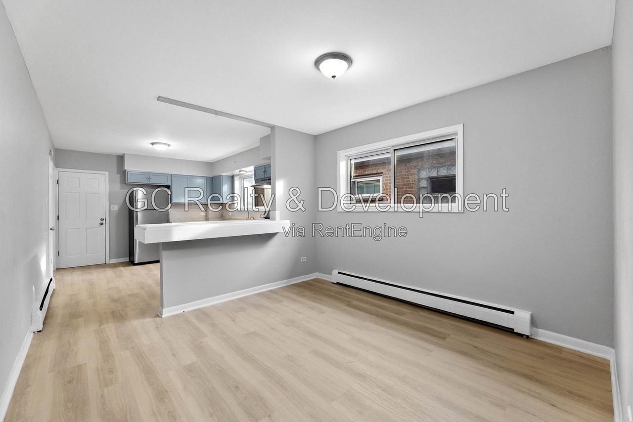 4644 W 47th St #2 - Photo 4 of 23