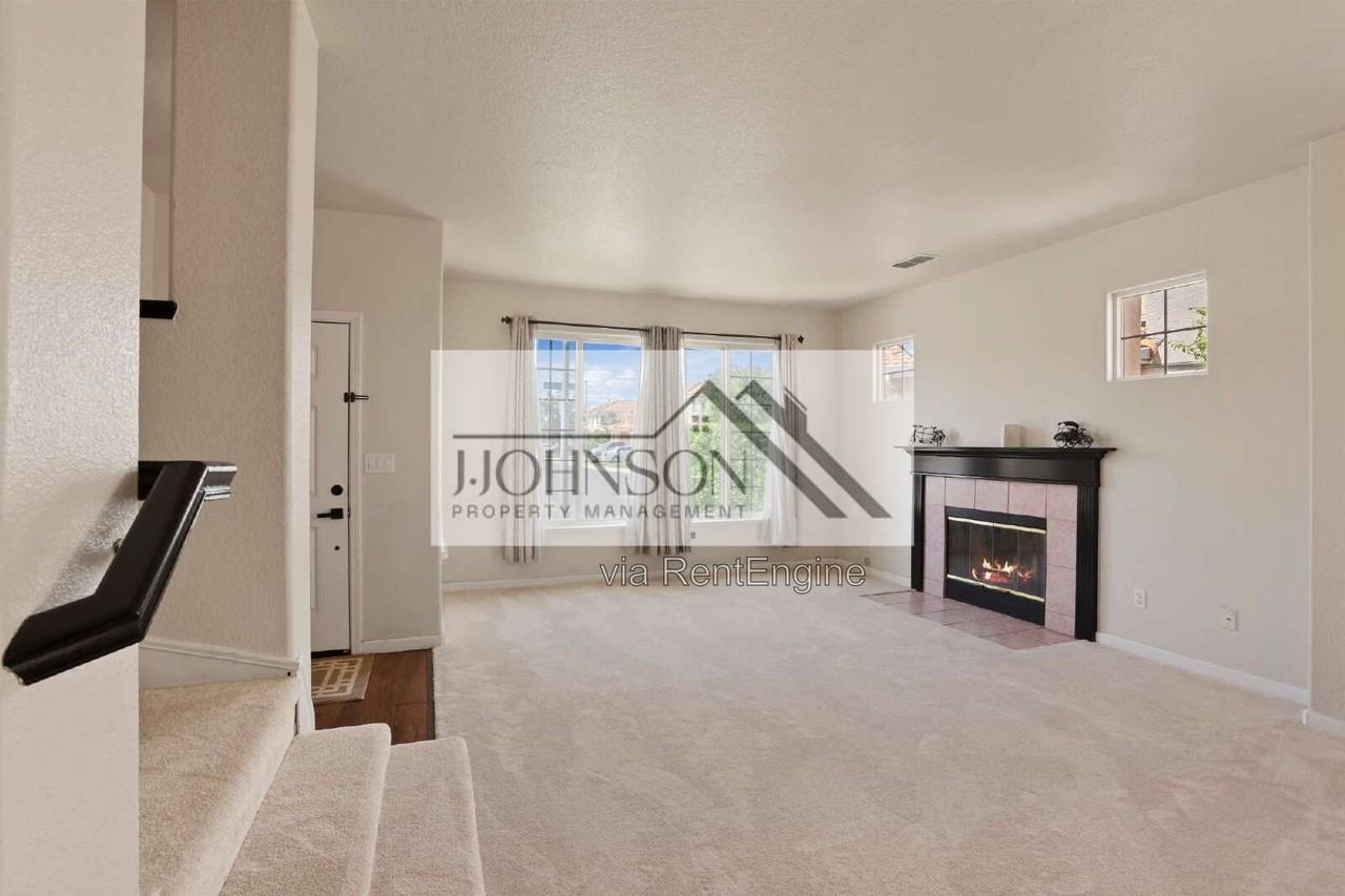 308 Ashford Ave - Photo 4 of 29