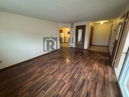 featured image of 2116 Norman Ln #C