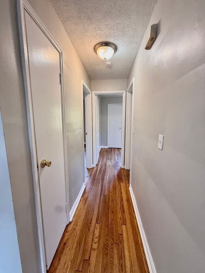 3127 Worthington Ave #3 - Photo 7 of 12