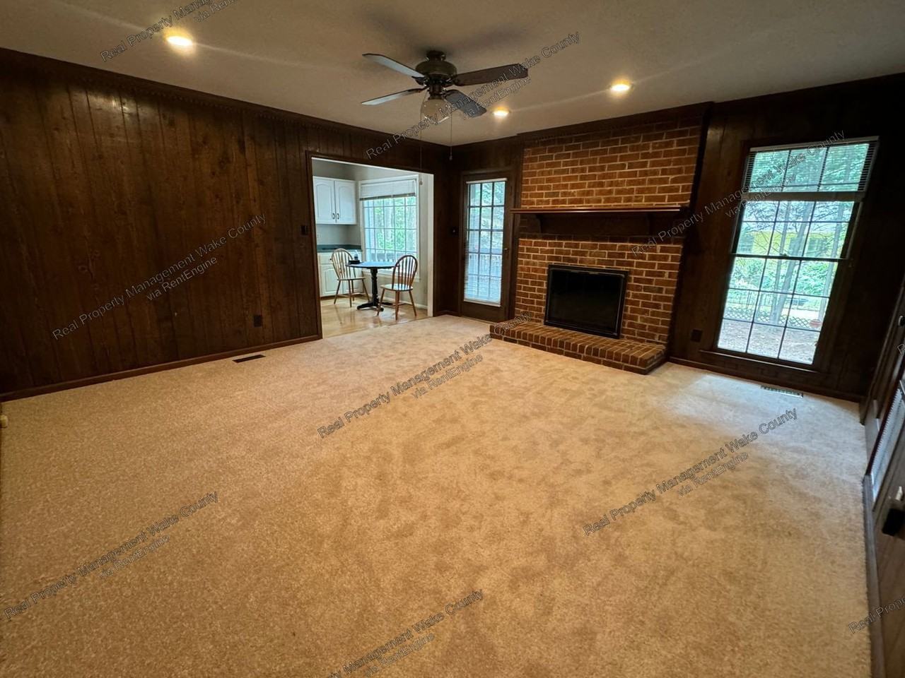 1238 W Springhill Ct - Photo 5 of 32