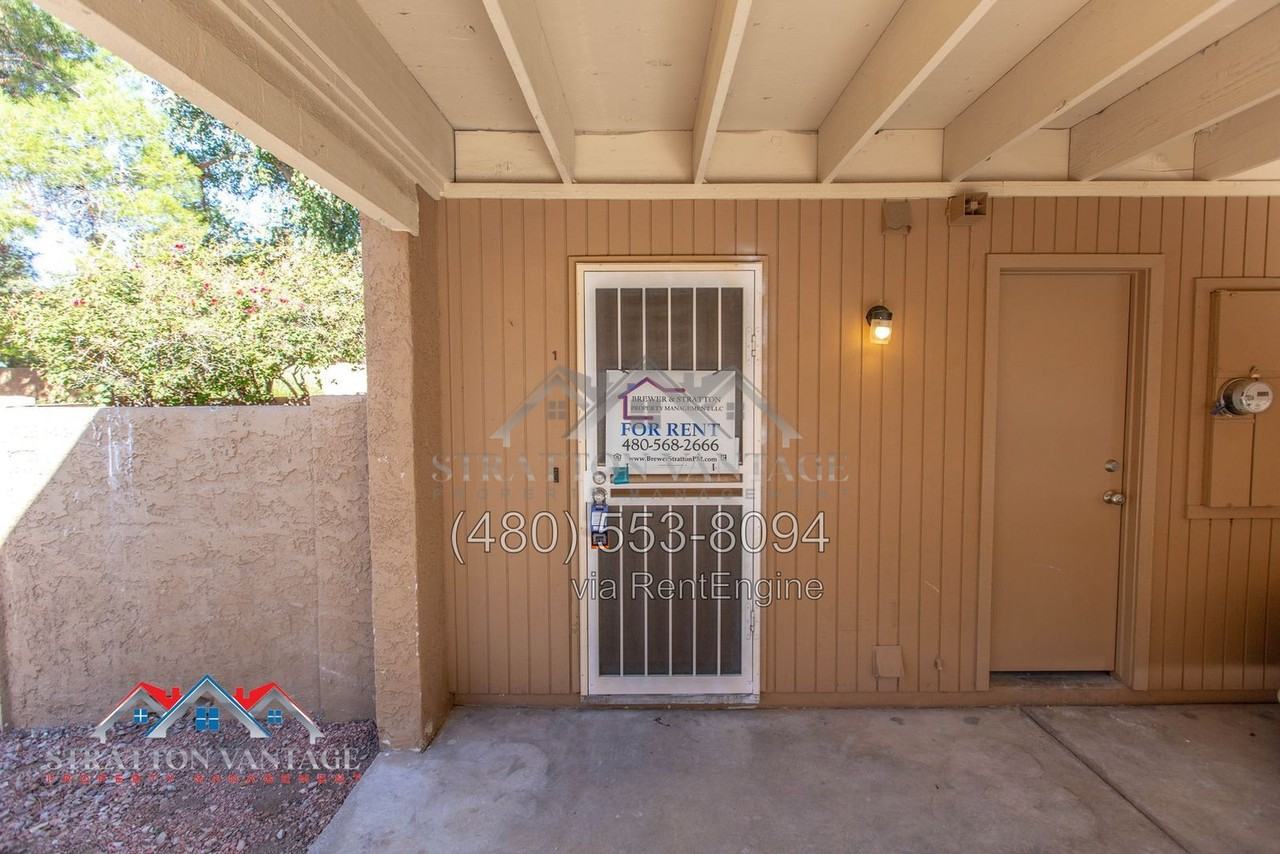 10414 N 11th Pl #1 - Photo 5 of 31