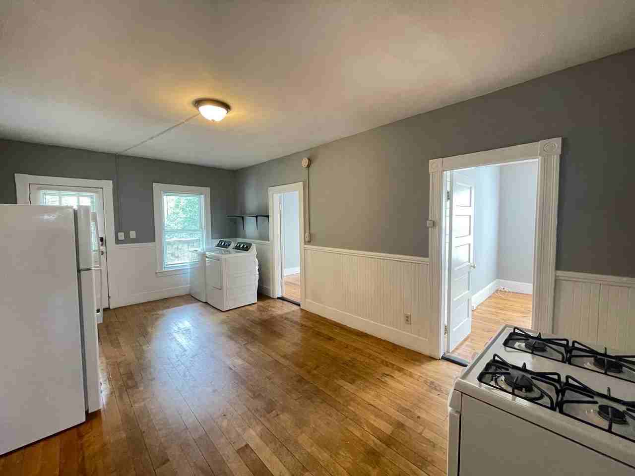 549 Somerville St #1stFL - Photo 3 of 23