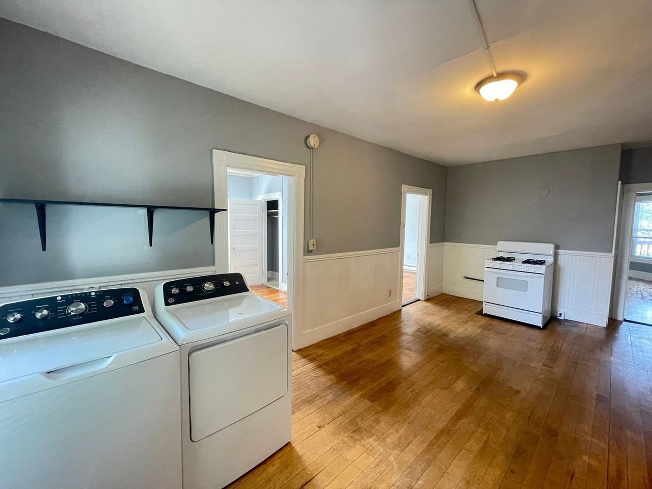 549 Somerville St #1stFL - Photo 4 of 23