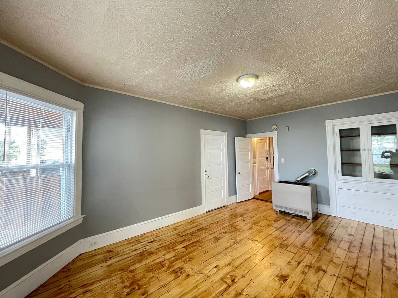 549 Somerville St #1stFL - Photo 7 of 23