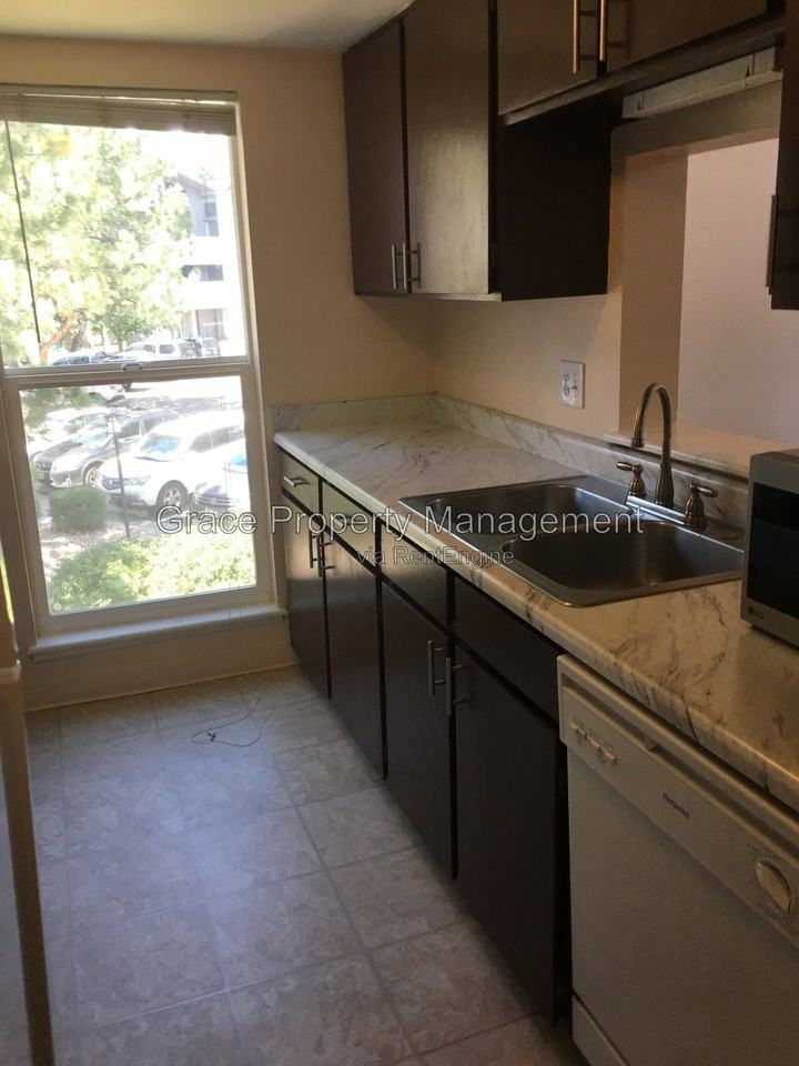 6470 S Dayton St #K11 - Photo 3 of 13
