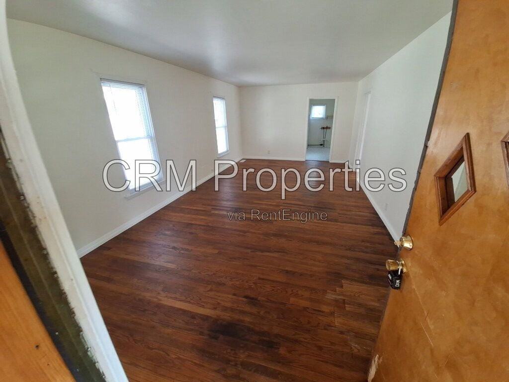 710 S Mccann St - Photo 5 of 19