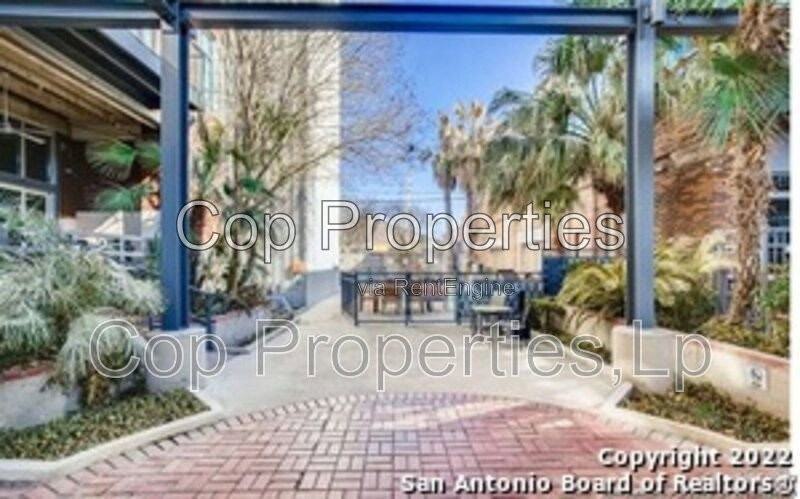 1331 S Flores St #312 - Photo 4 of 22