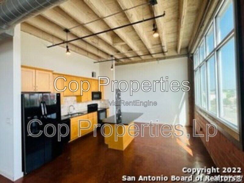 1331 S Flores St #312 - Photo 6 of 22