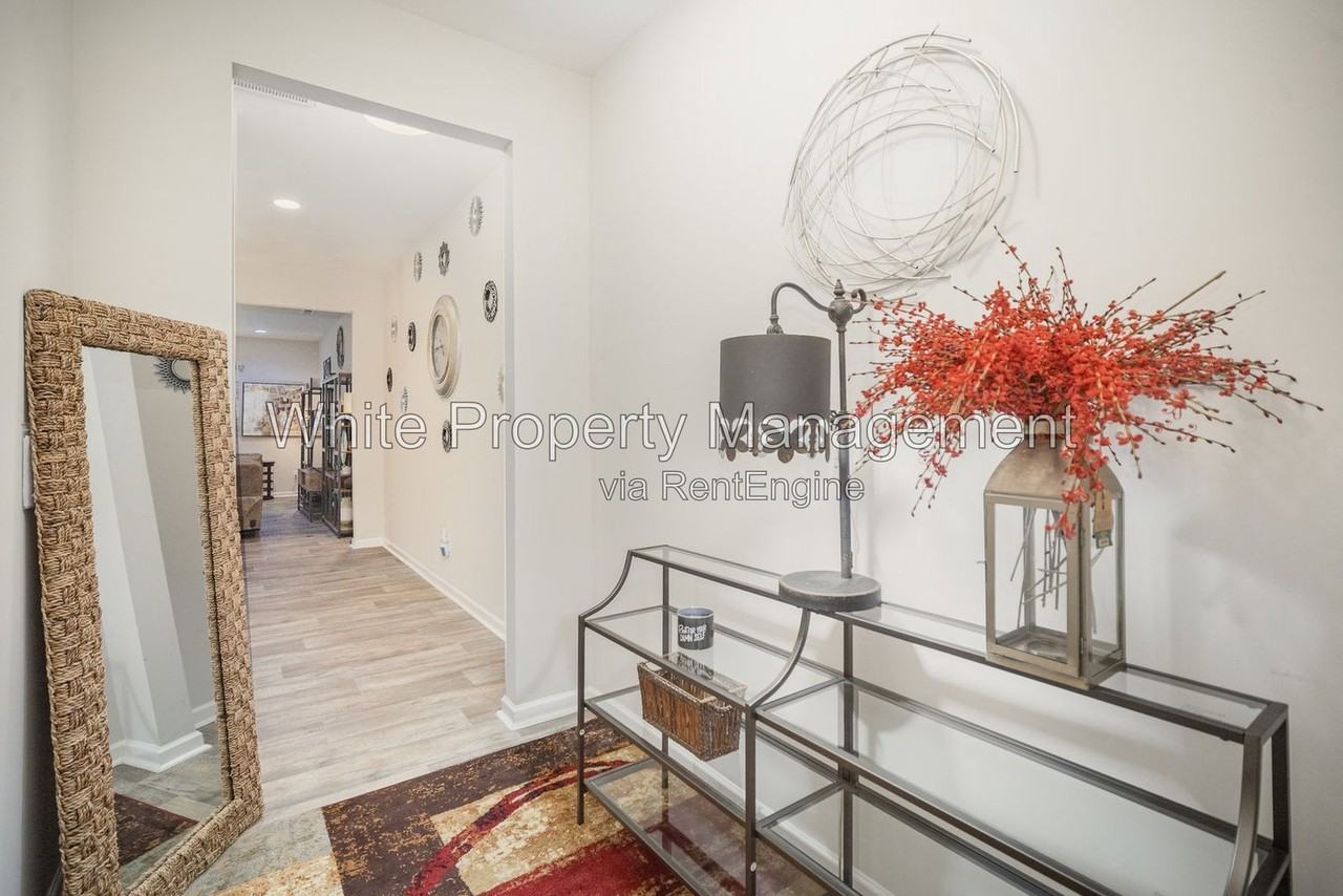5948 River Meadow Ct - Photo 3 of 30