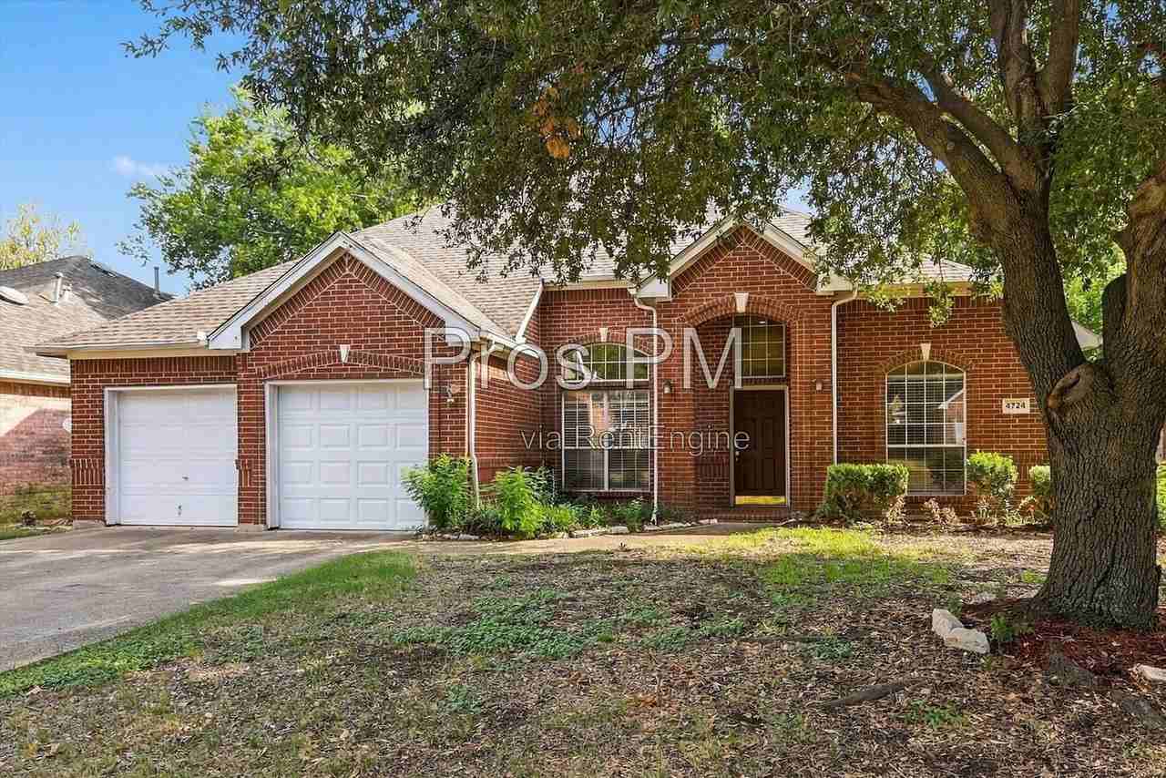 4724 Lincolnshire Dr - Photo 5 of 39