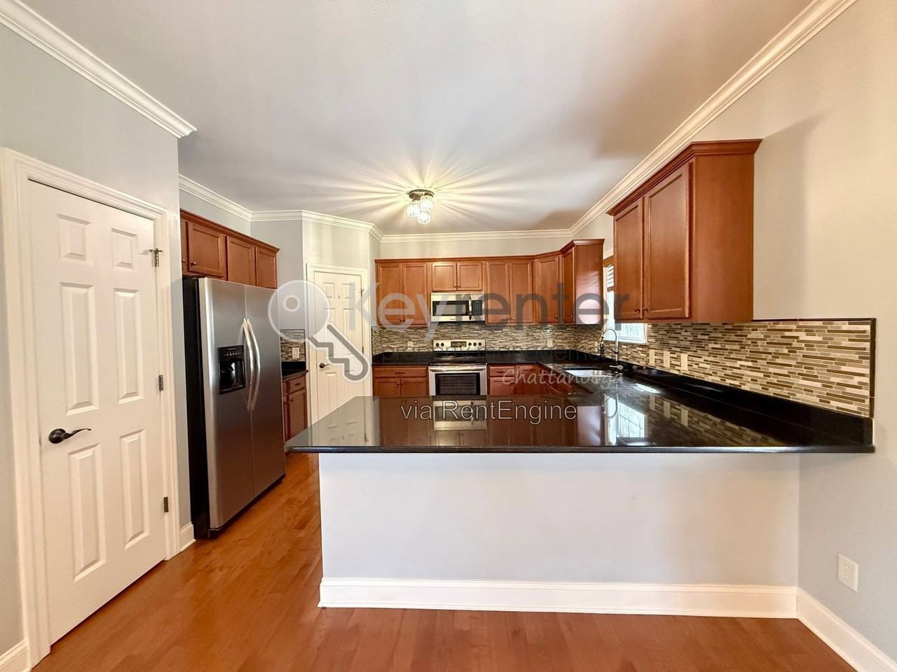 7160 Neville Dr - Photo 6 of 25