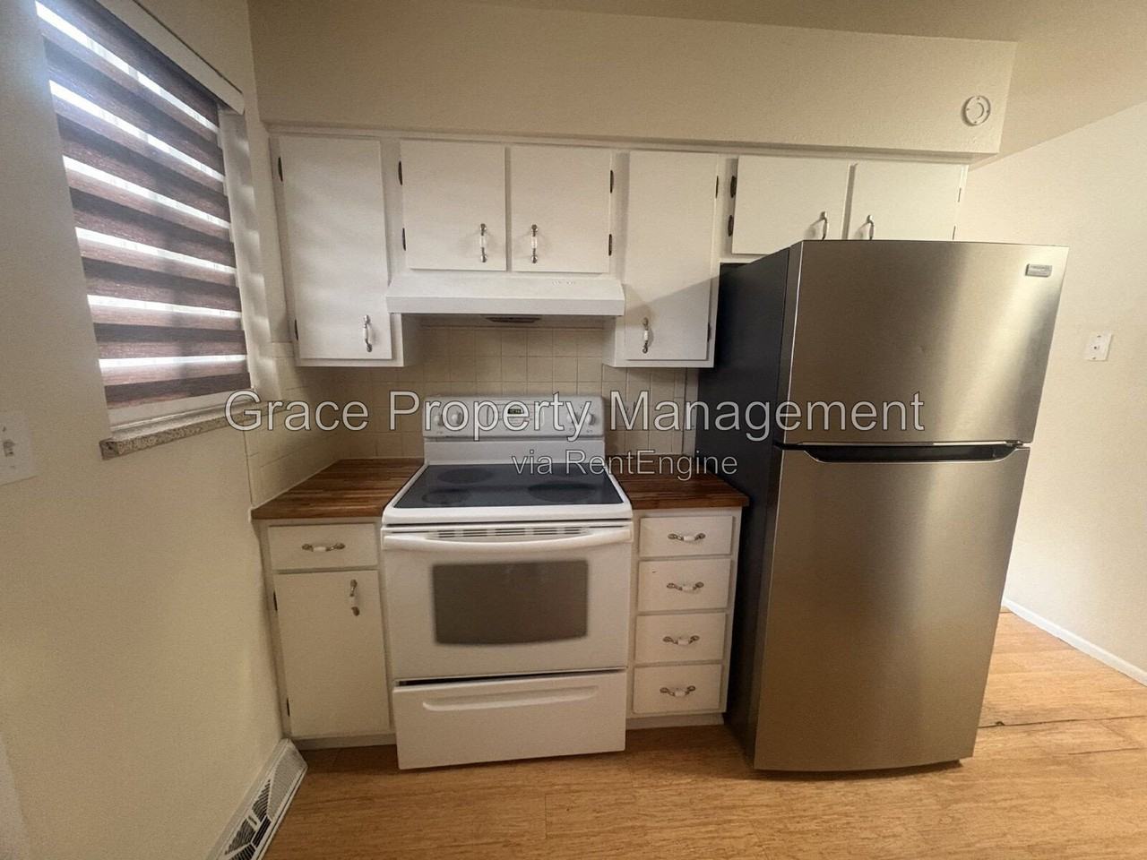 5390 King Ct #A - Photo 4 of 12