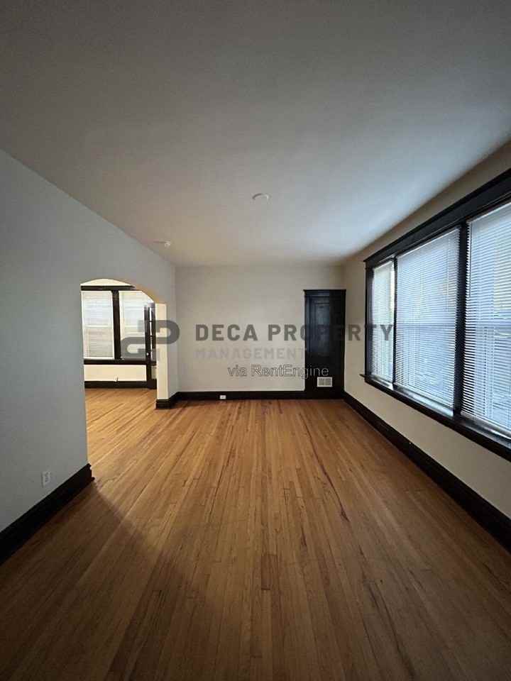 3230 Liberty St #2F - Photo 3 of 13