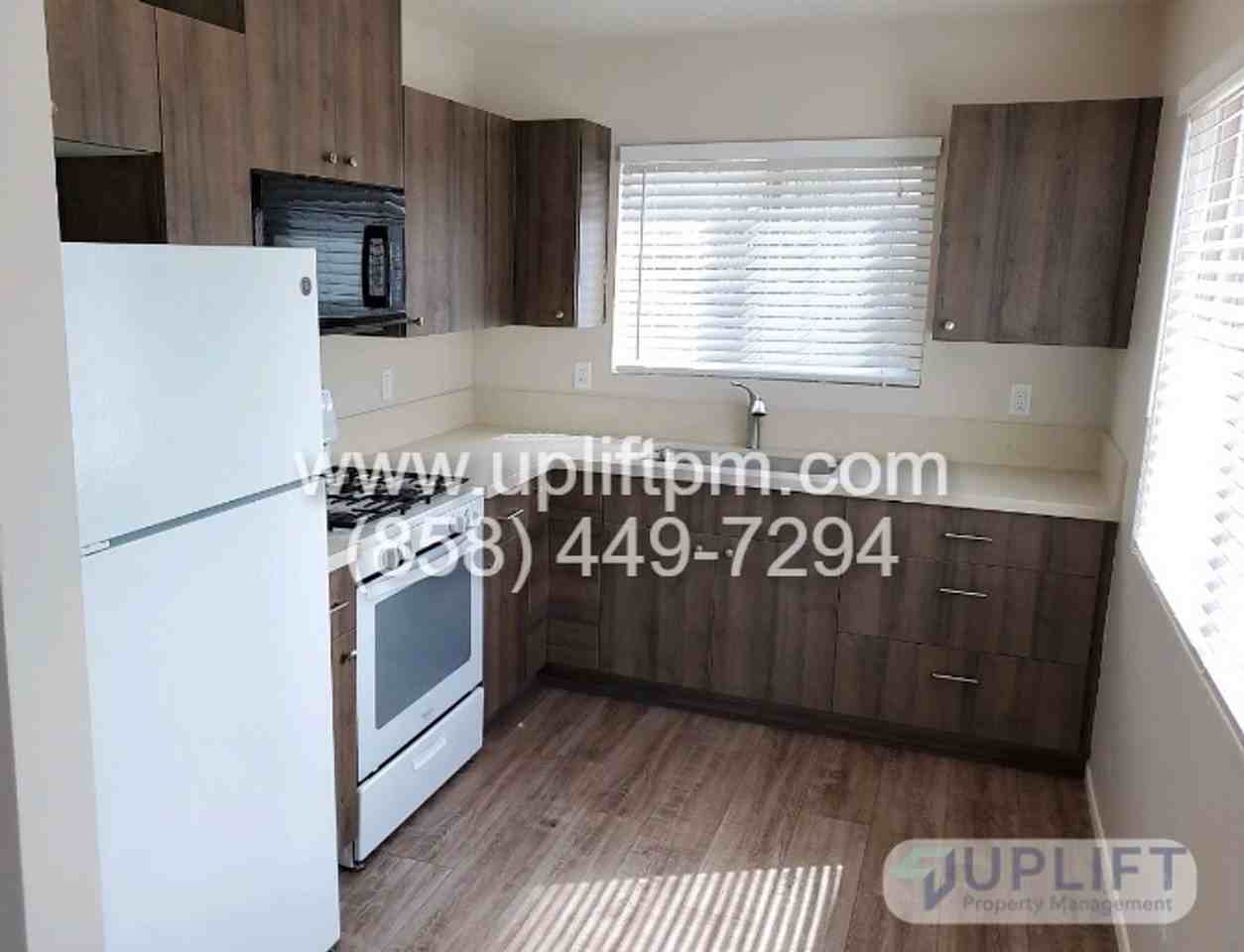 5174 Long Branch Ave - Photo 3 of 6