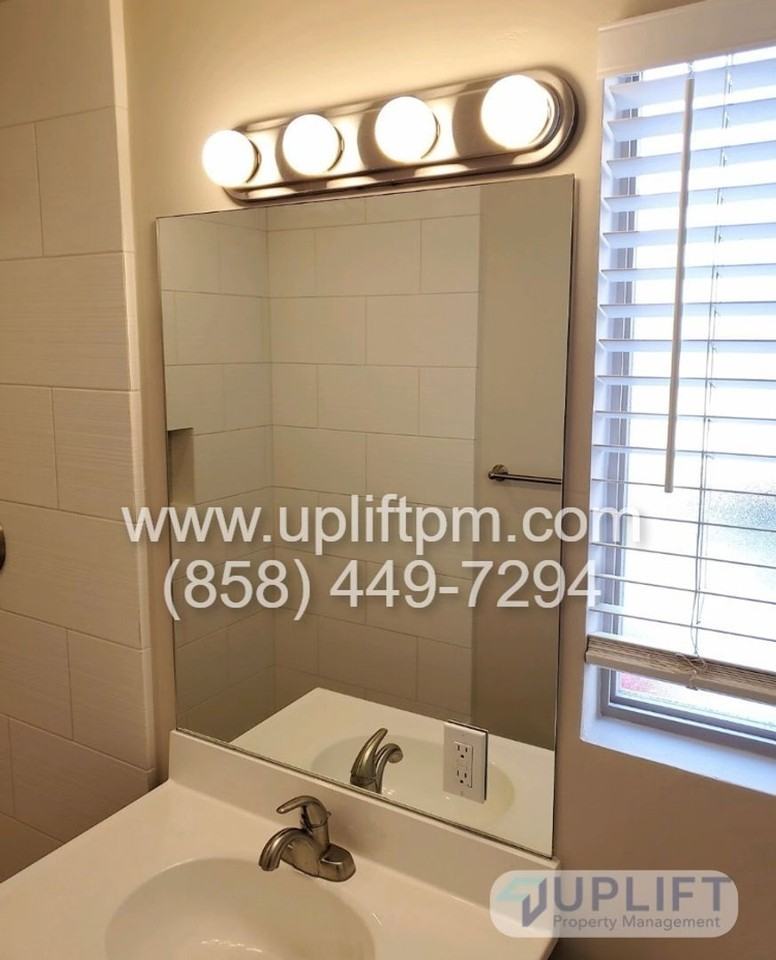 5174 Long Branch Ave - Photo 5 of 6