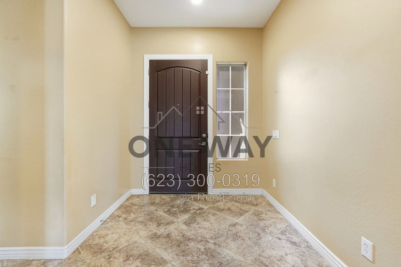 10636 E Lumiere Ave - Photo 5 of 50