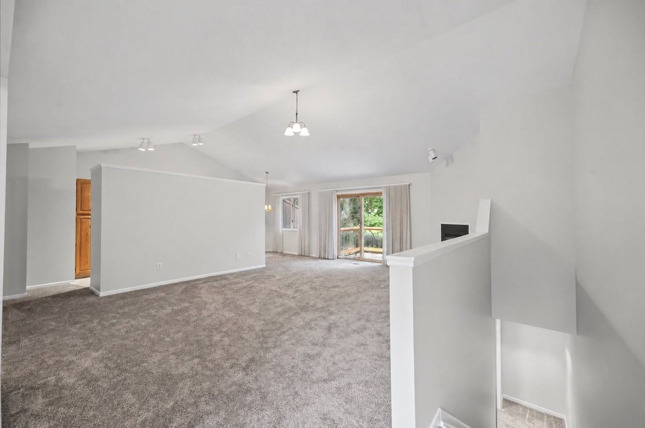 6590 Misty Ln - Photo 4 of 18
