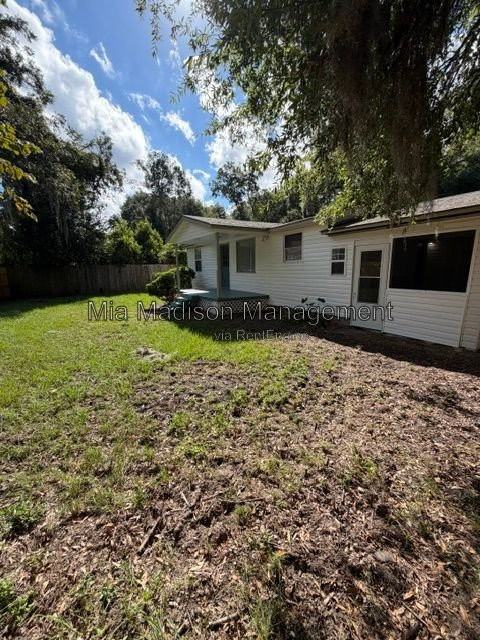316 Edgewater Rd - Photo 2 of 15