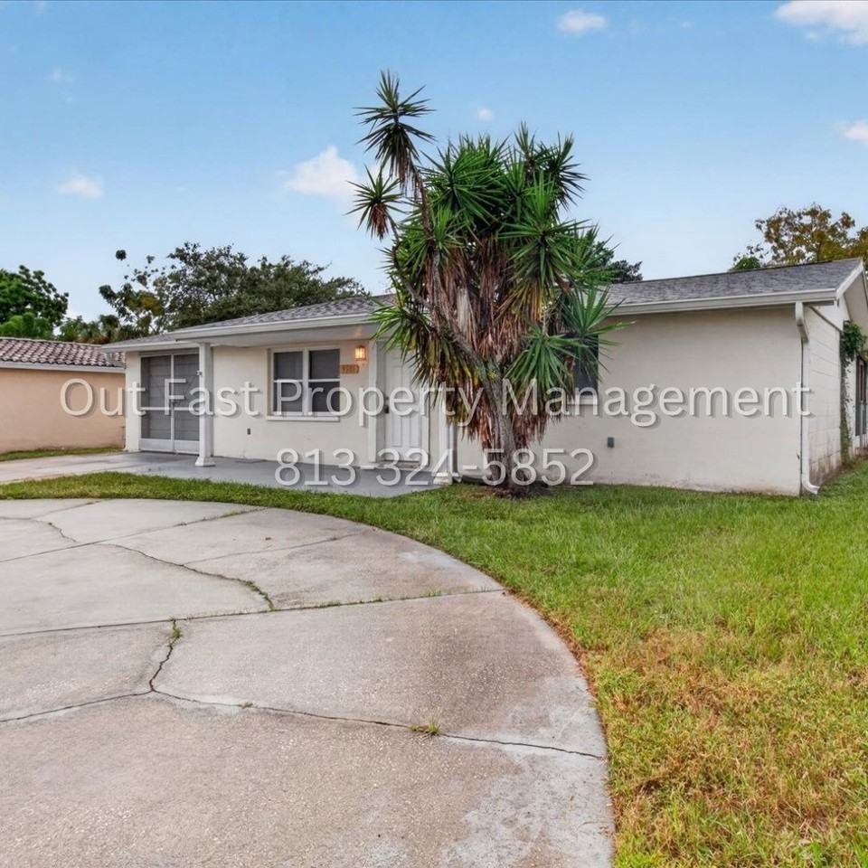 9501 Gray Fox Ln - Photo 2 of 50